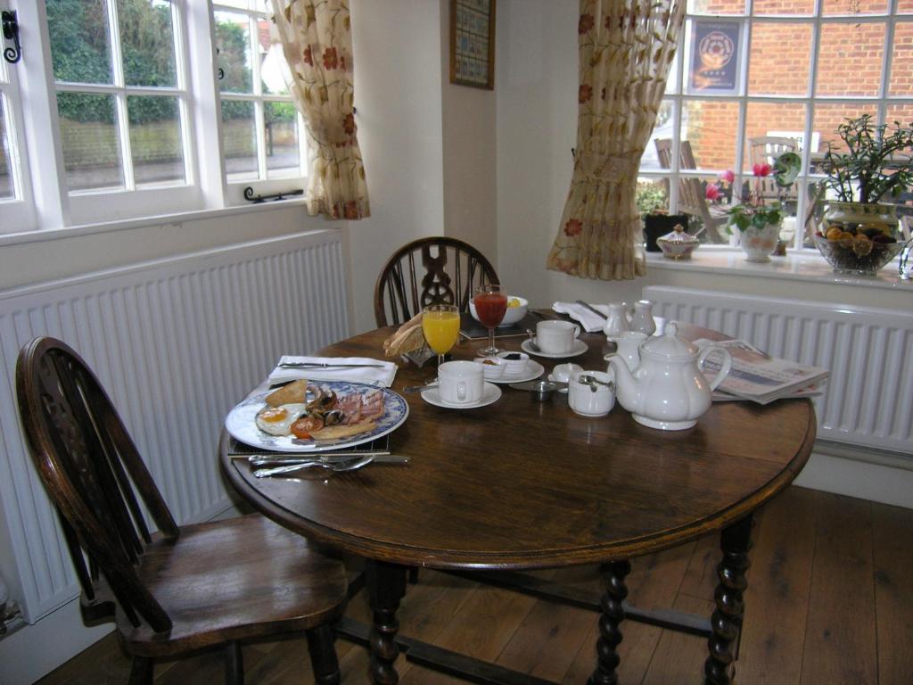 The Pilgrims Rest Hotel Littlebourne Eksteriør billede